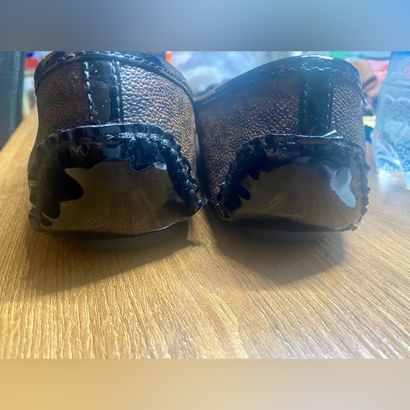 Michael Kors Lillie Logo Moccasin - Picture 4 of 9